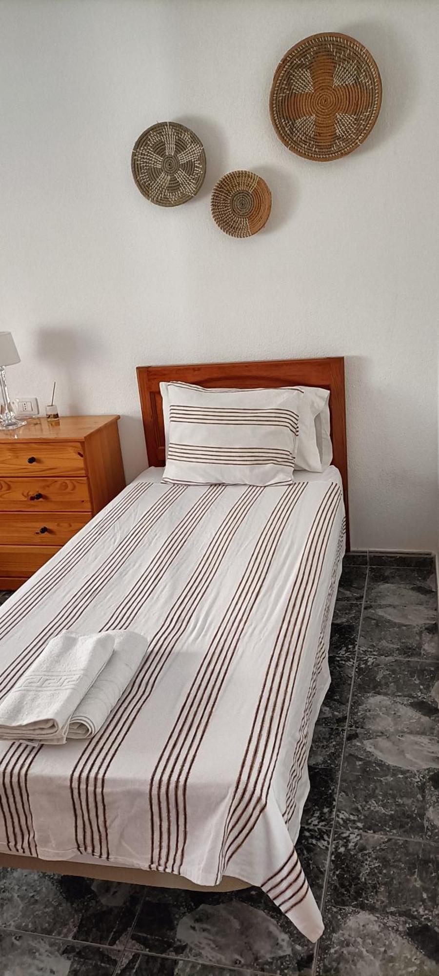 Auberge de jeunesse Gota De Mar à Los Abrigos Extérieur photo