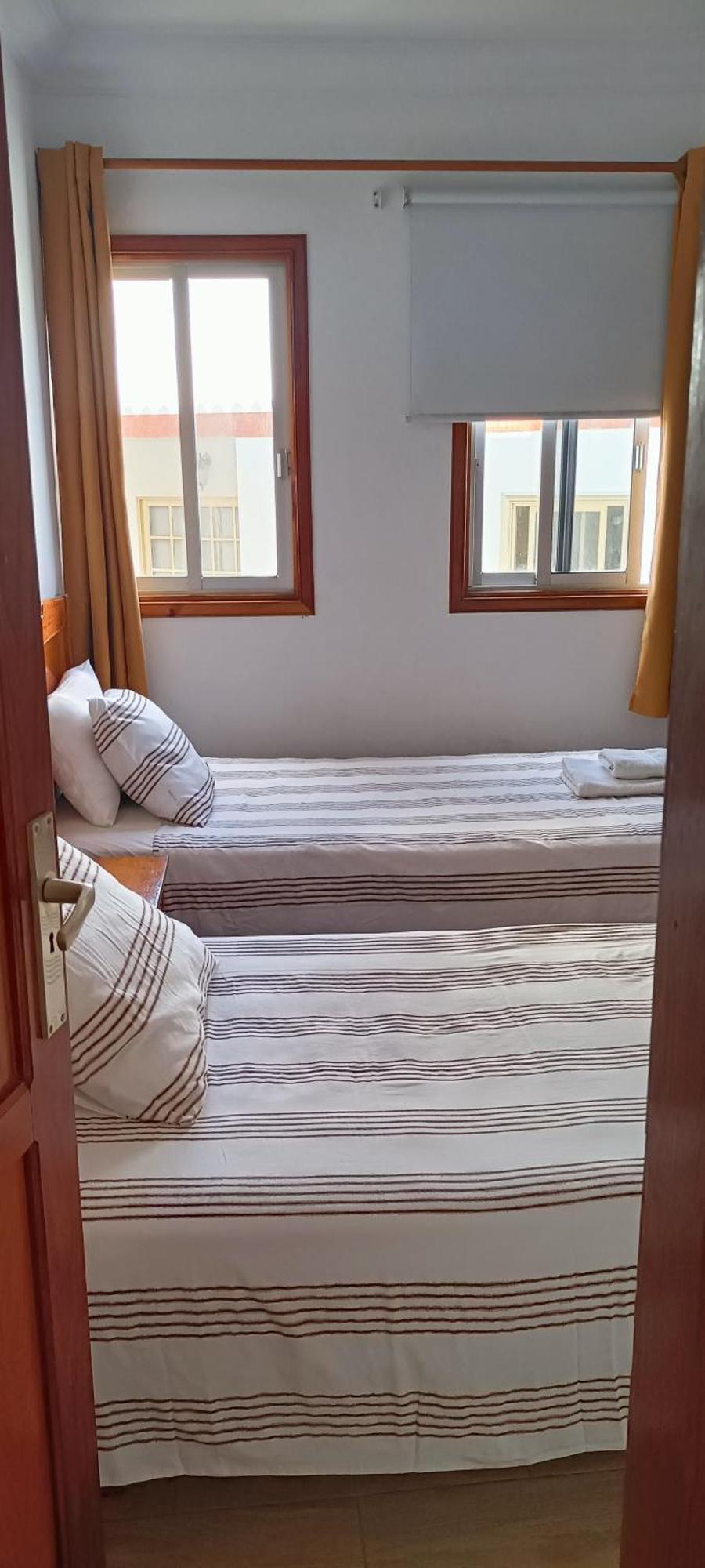 Auberge de jeunesse Gota De Mar à Los Abrigos Extérieur photo